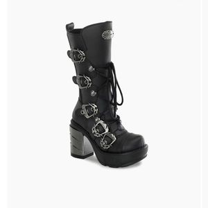 Demonia Sinister platform boots 8 new in box